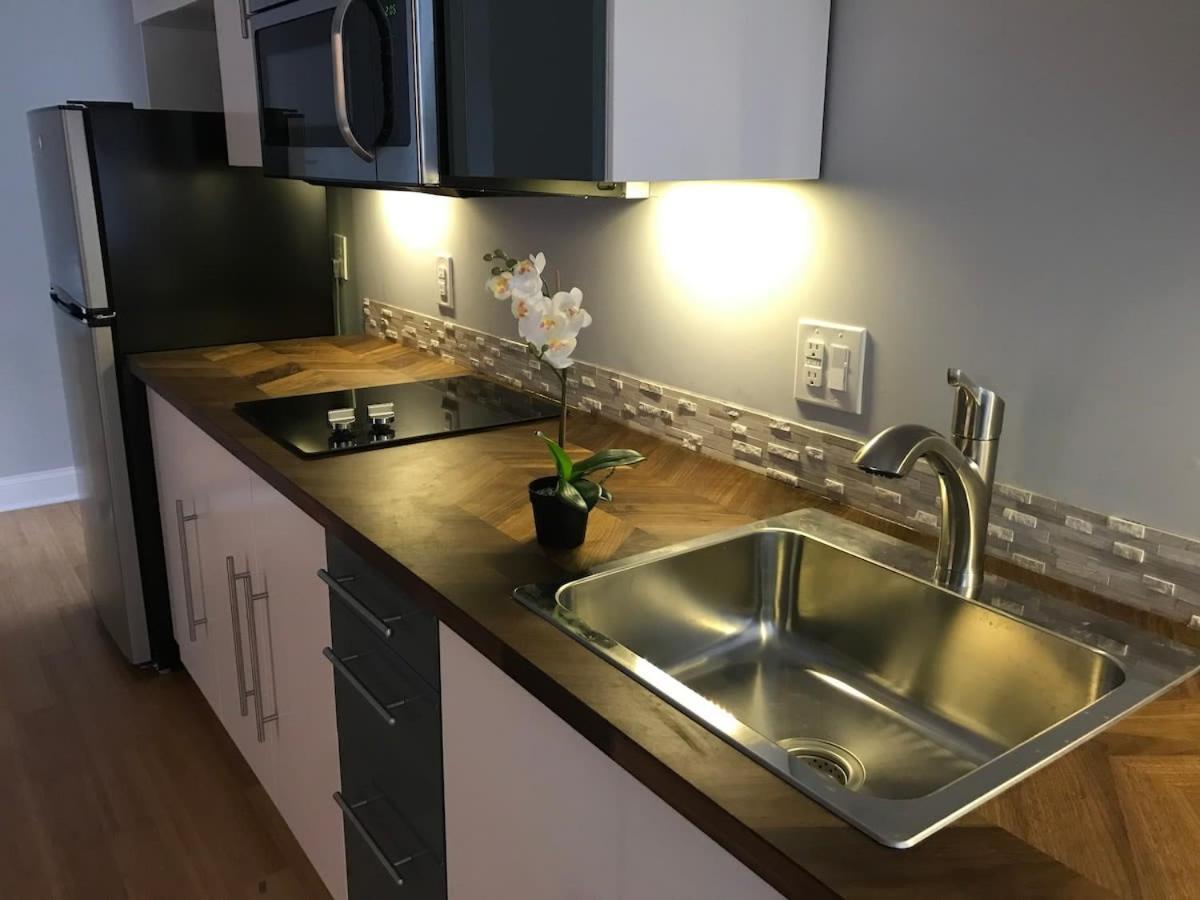 Private Room With Private Bathroom دانبري المظهر الخارجي الصورة